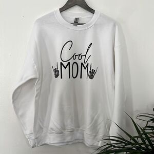 Halloween Crewneck sweater NWT